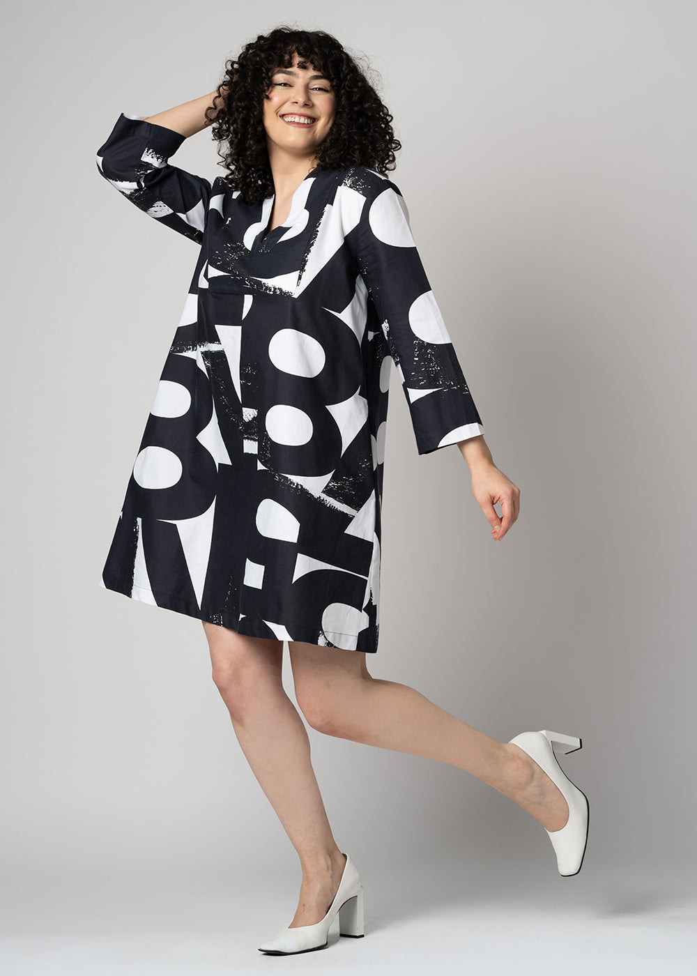 The Versatile Caftan Dress | Black White Numbers